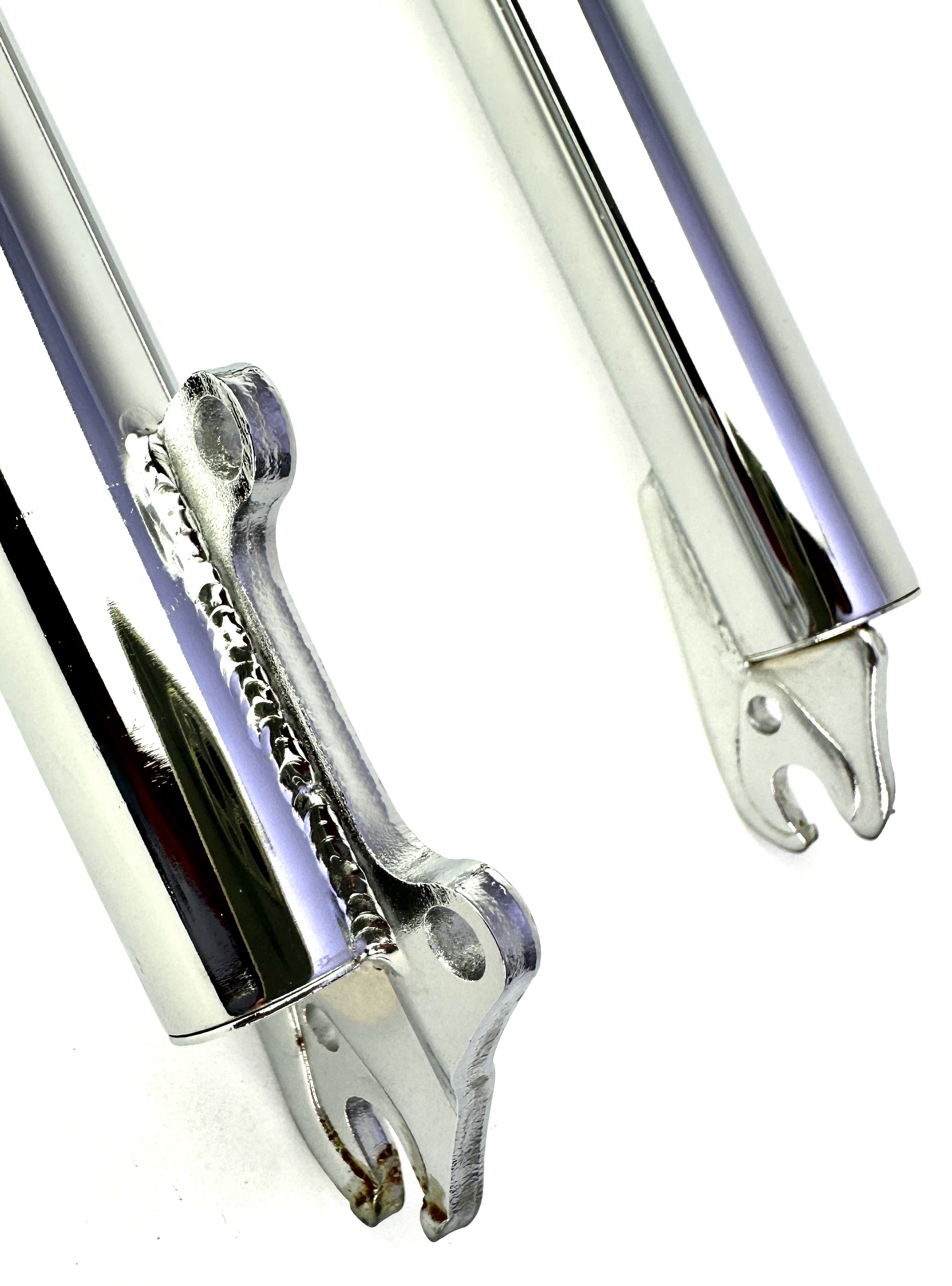 1-Double crown fork 570 mm chrome plated 1 inch shaft