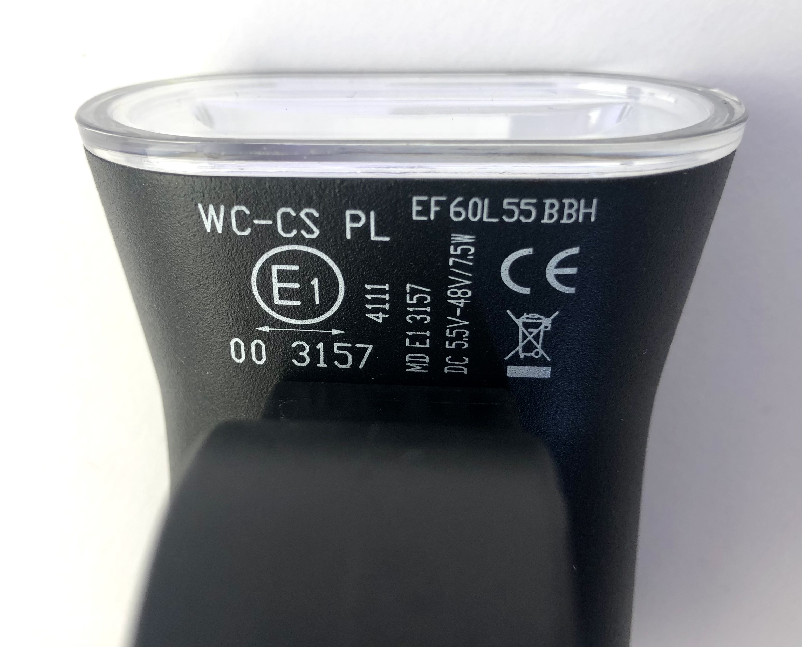Philips_ebike_light_EF60L55BBH_handlebar_mounting_black_c