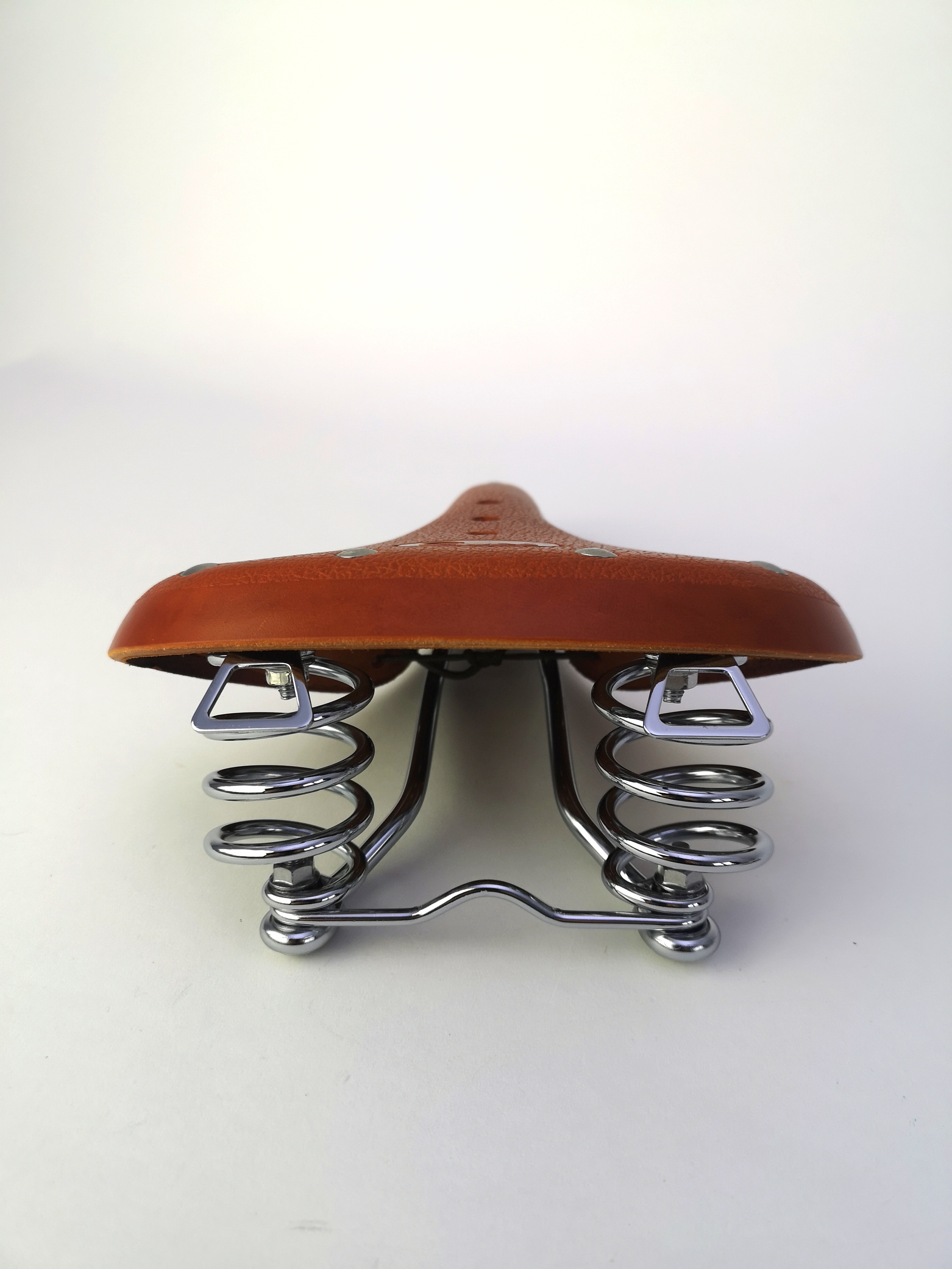 Saddle_bicyle_honey_leather_bZKgKSQWRQp0nO