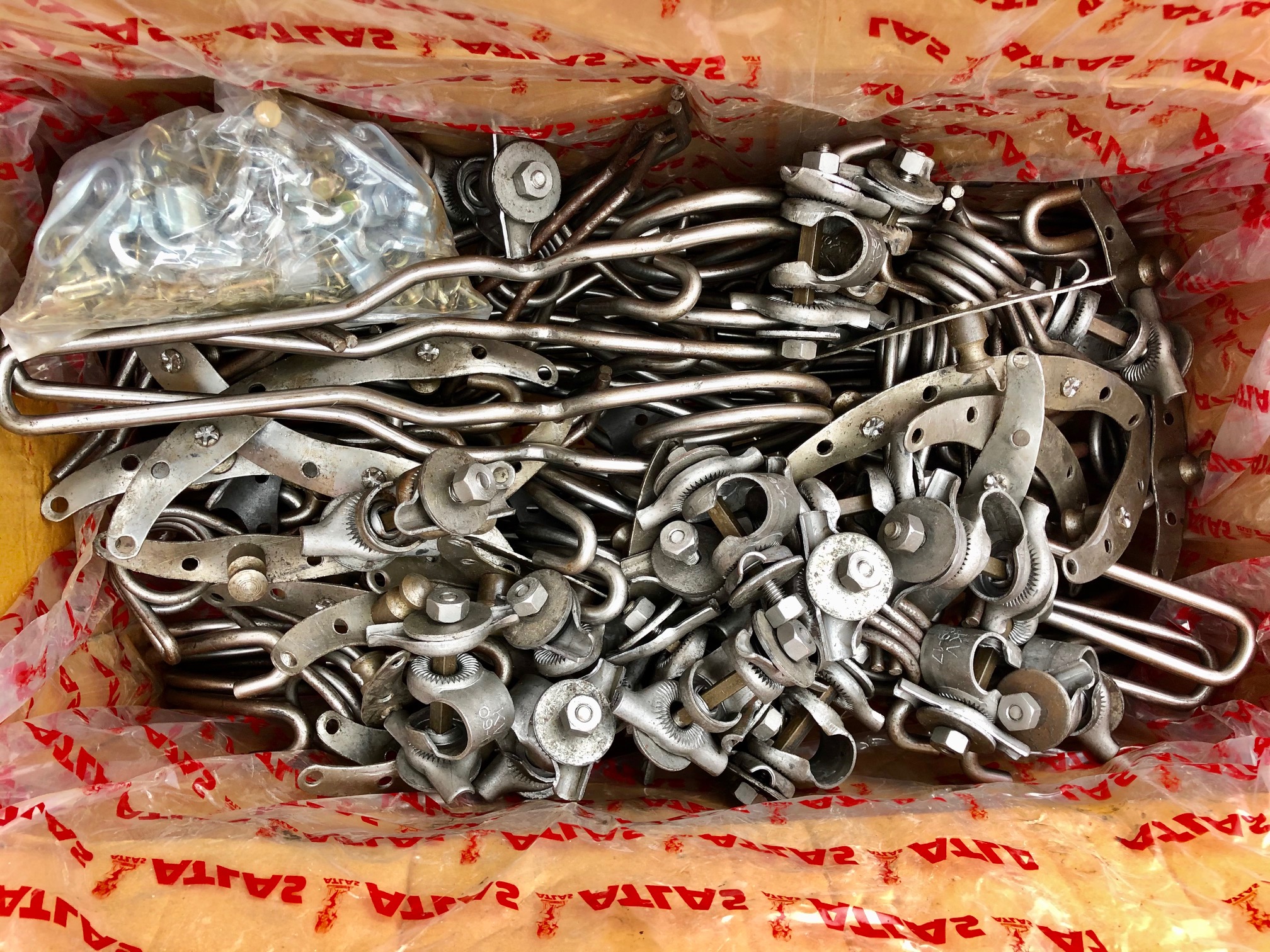 saddle_rail_hammock_frame_set_rivets_clamp6