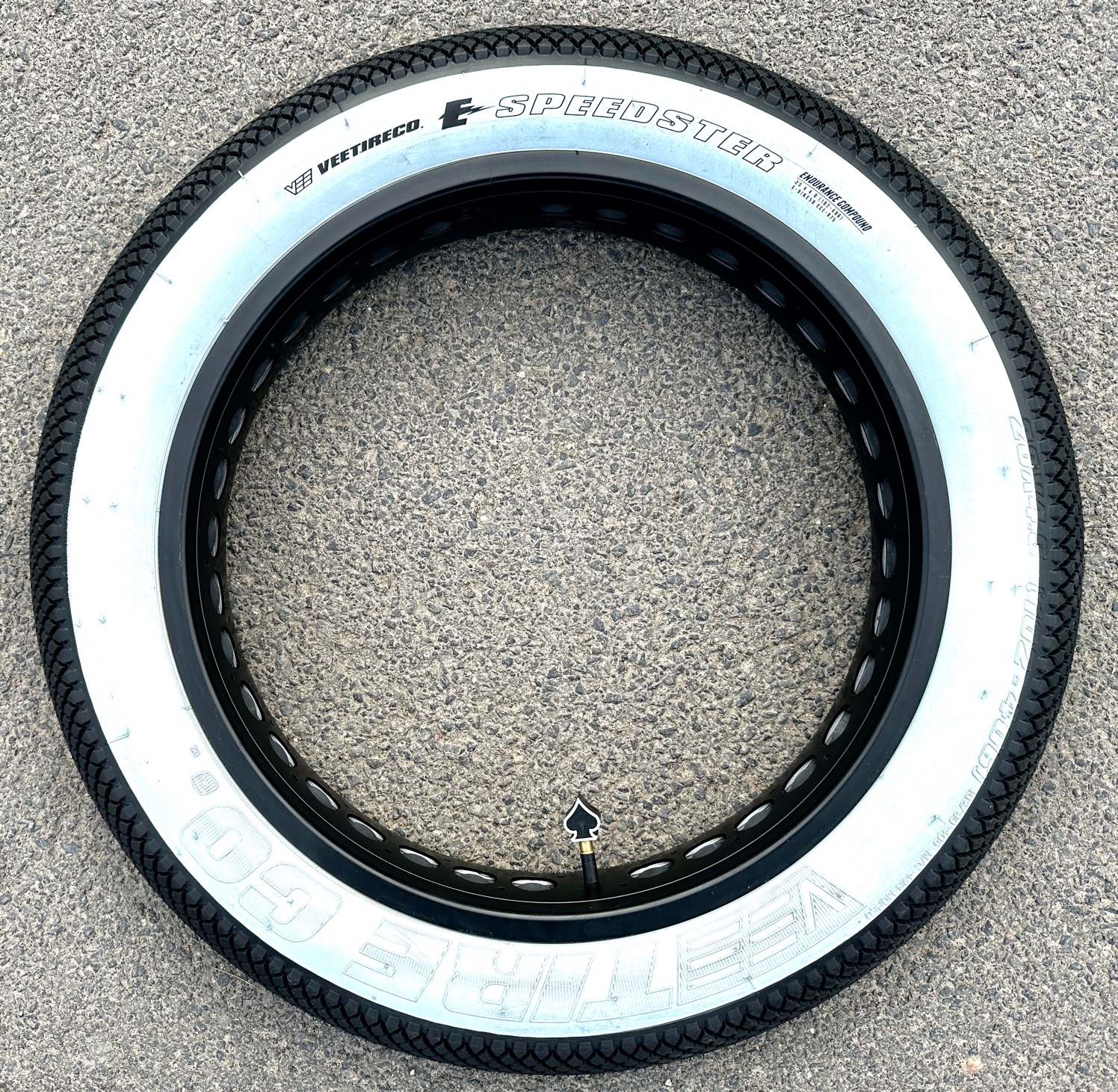 204_Fatbike_bicycle-tire_Speedster_20x4_customize_whitewall_d