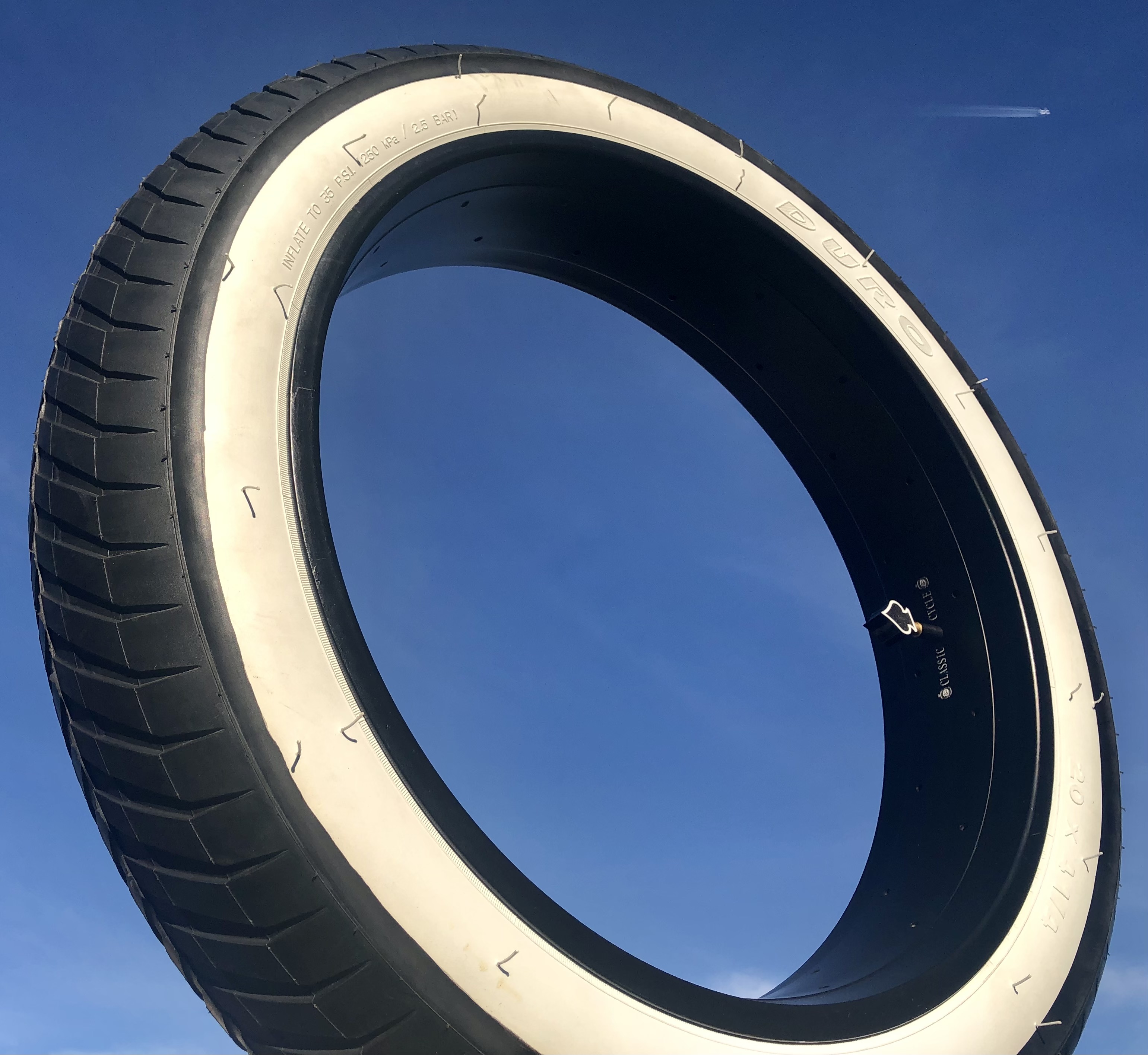 Street Hog III Tire 20 x 4 1/4 inch, whitewall | 9017