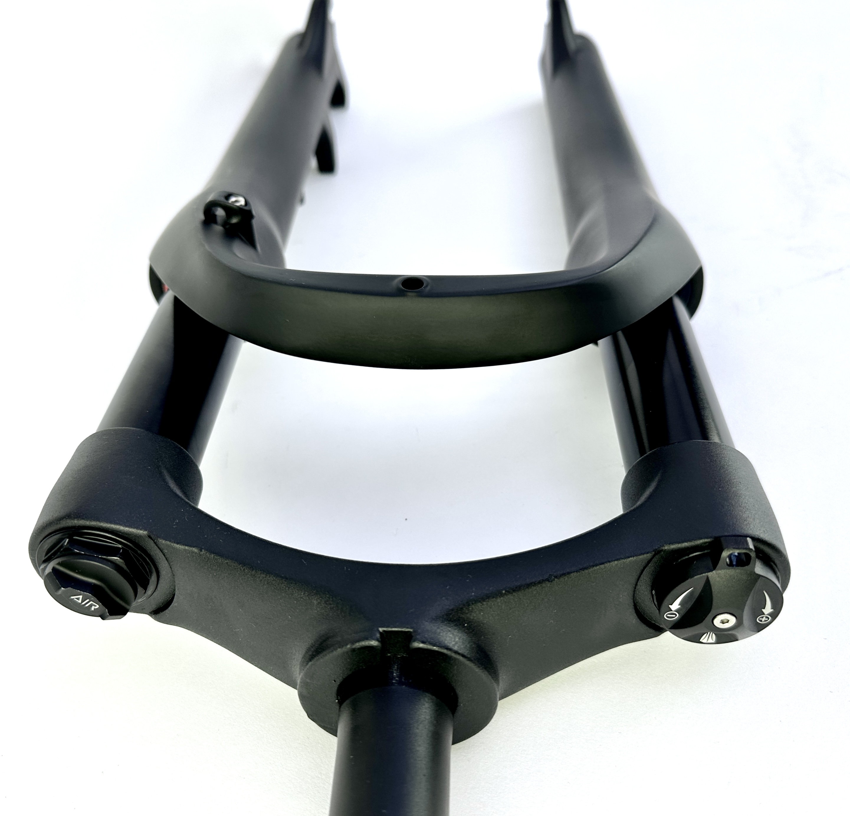 UD 204 Suspension fork for fatbike air suspension, matt black
