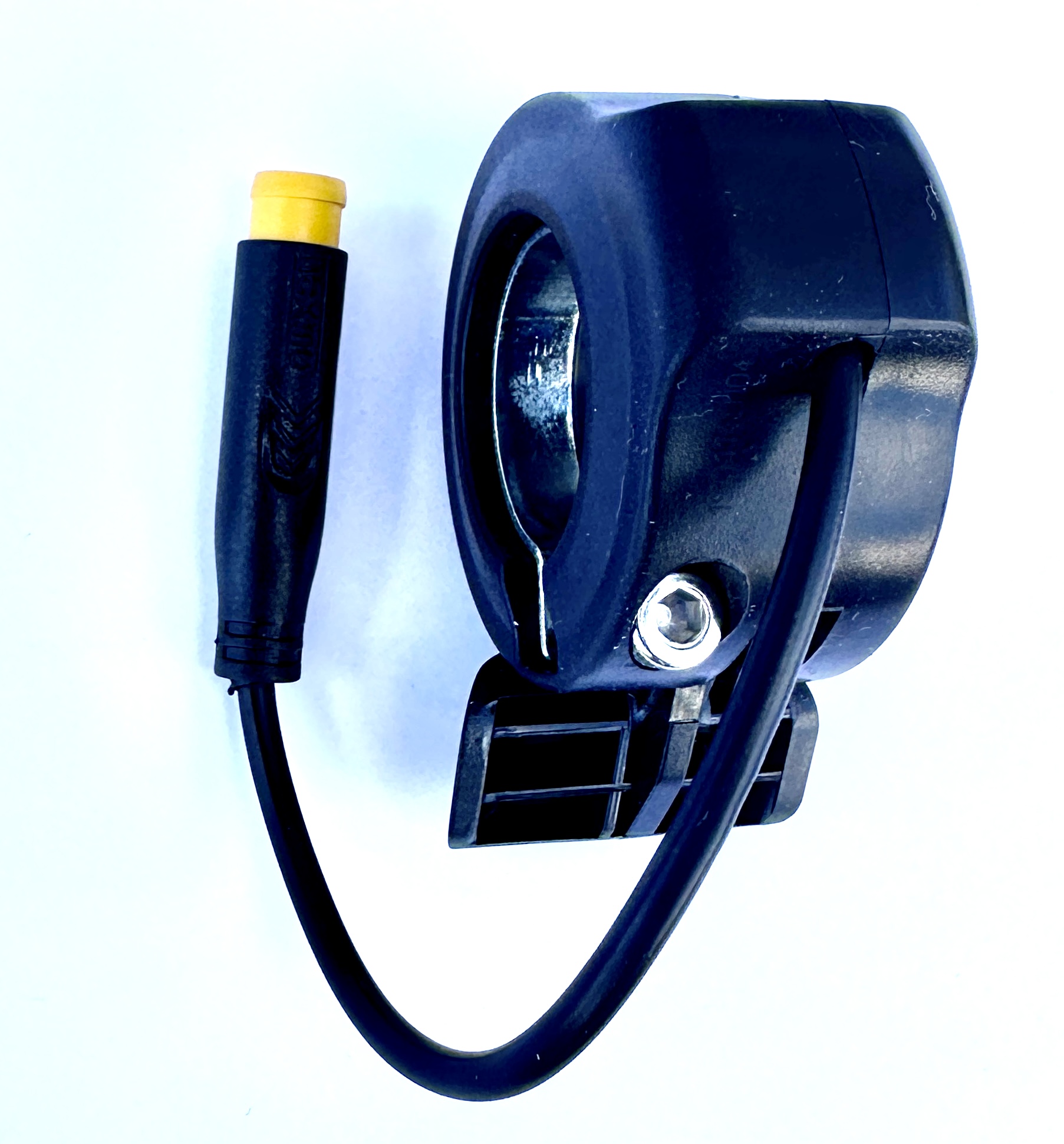 UD_thumb_throttle_daumengas_male_ebike_3