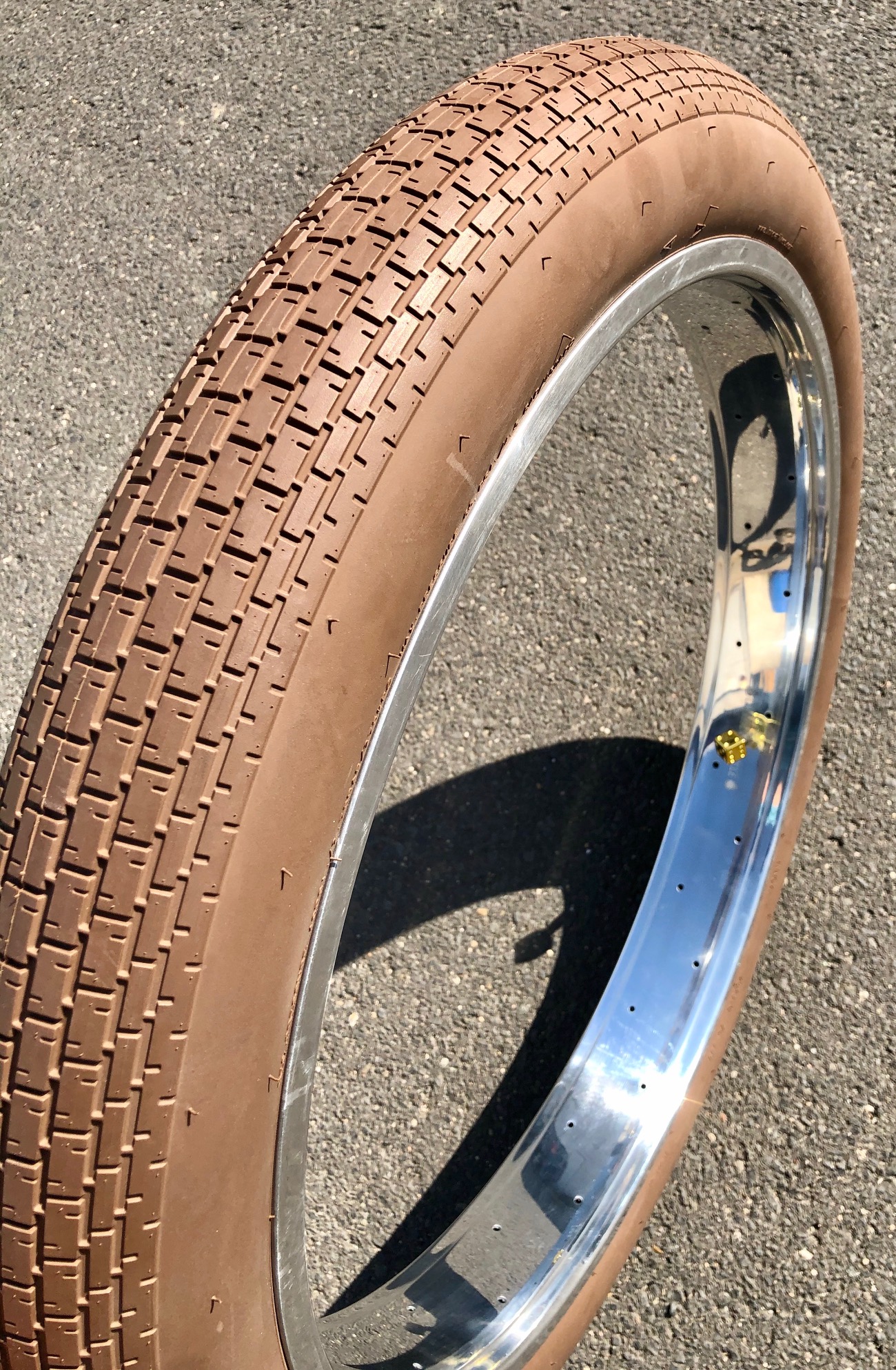 Tire Super Brick 26 x 3.0 brown