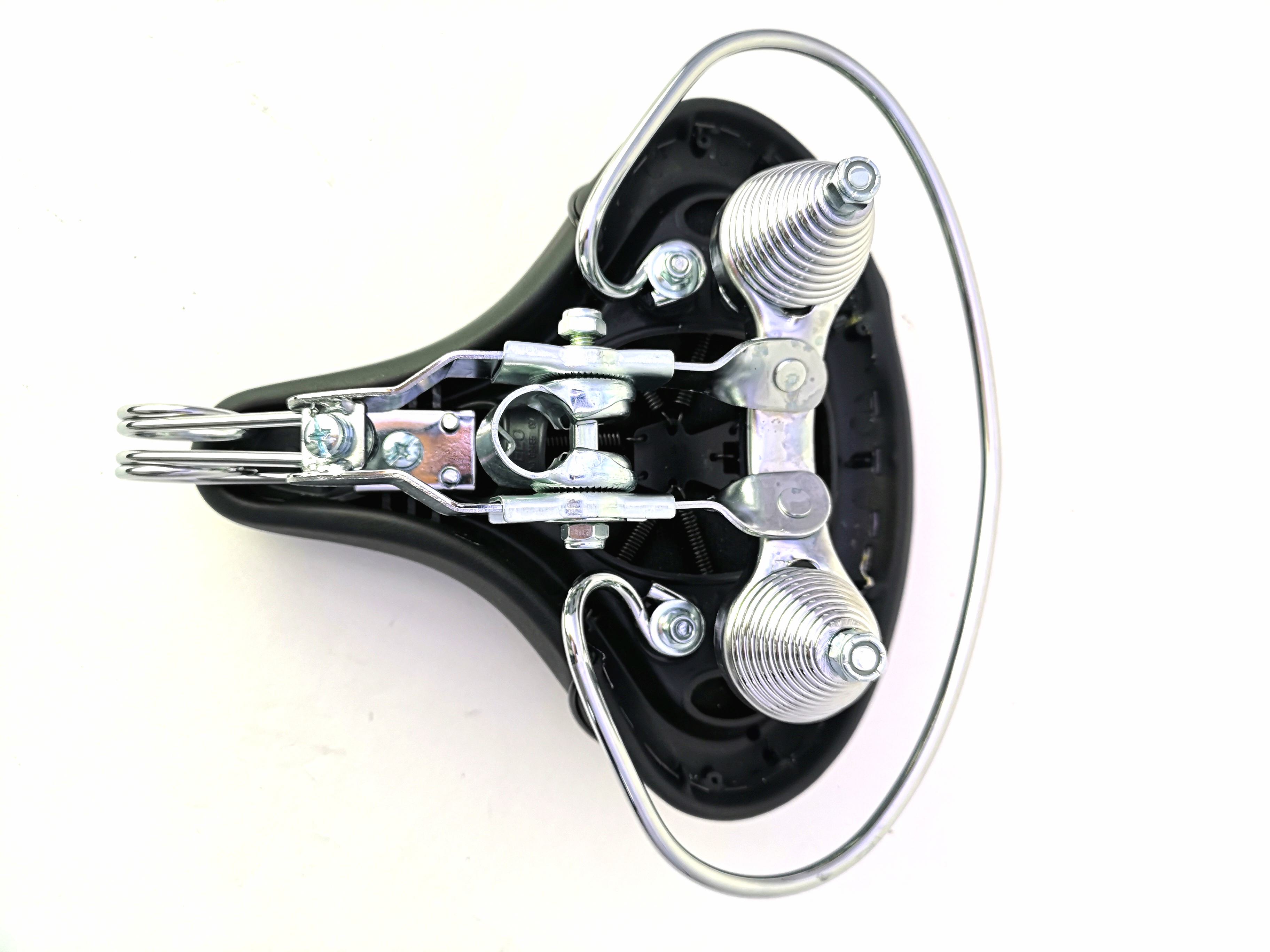 Cruiser_Sattel_Fahrrad_gesteppt_schwarz_f