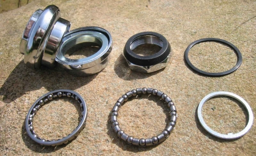 Headset spacer 1 -1 1/8 inch.