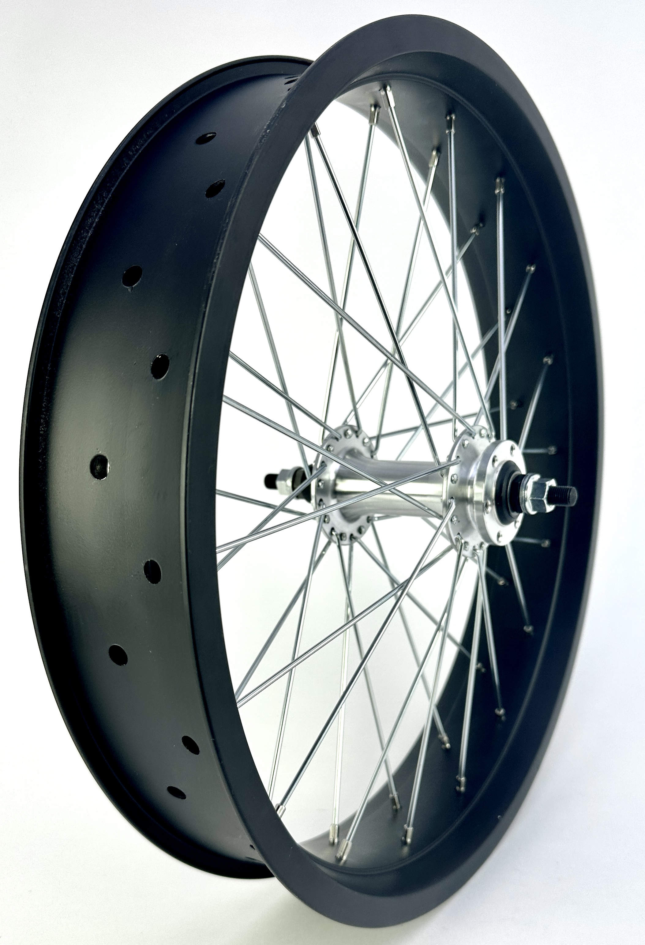 204 Front Wheel  20 x 4 inch Fat Bike 80 mm black with Disk silver Hub