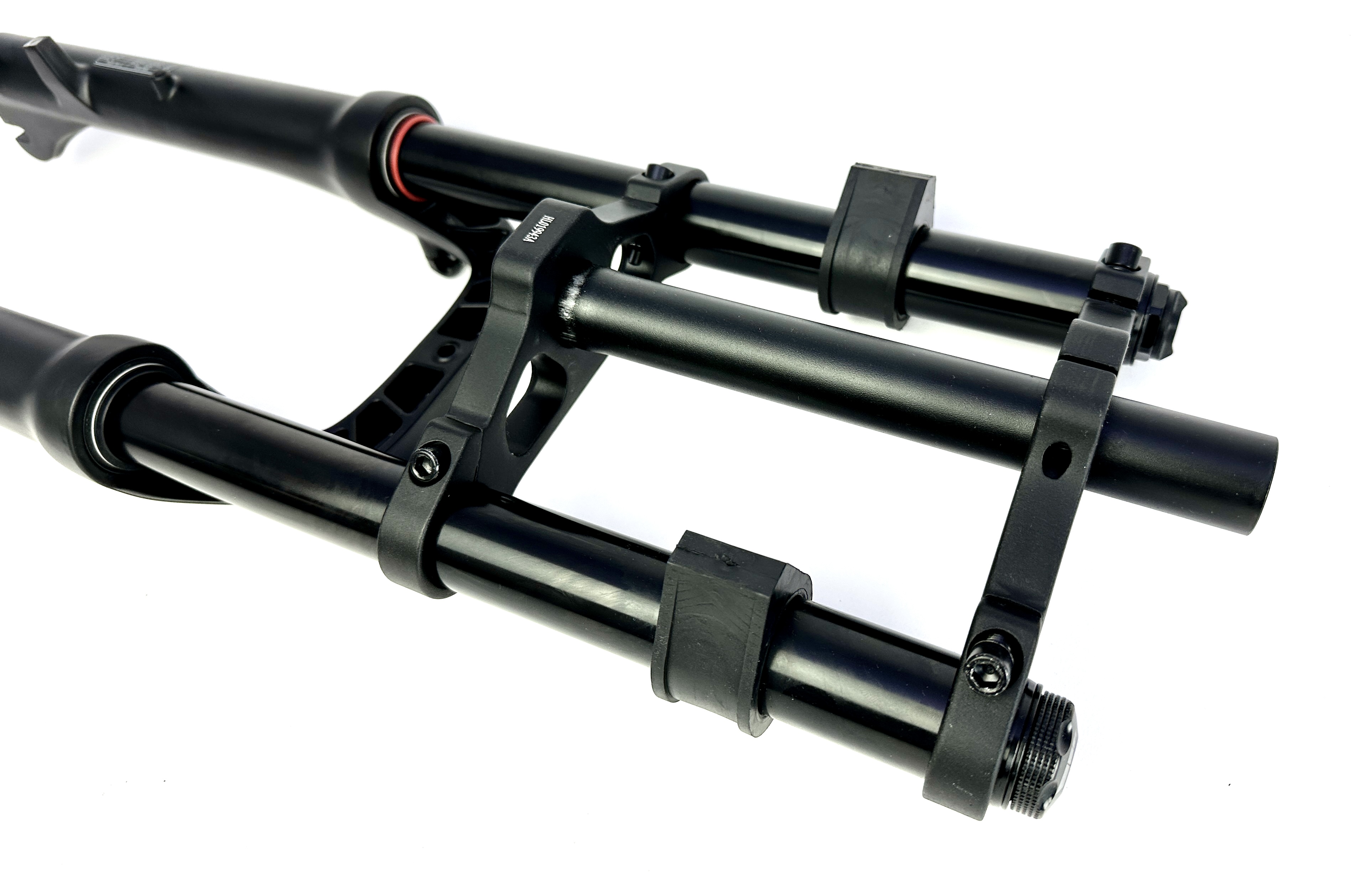 UD 204 Double Crown Suspension Fork Fatbike air-suspension, matt black