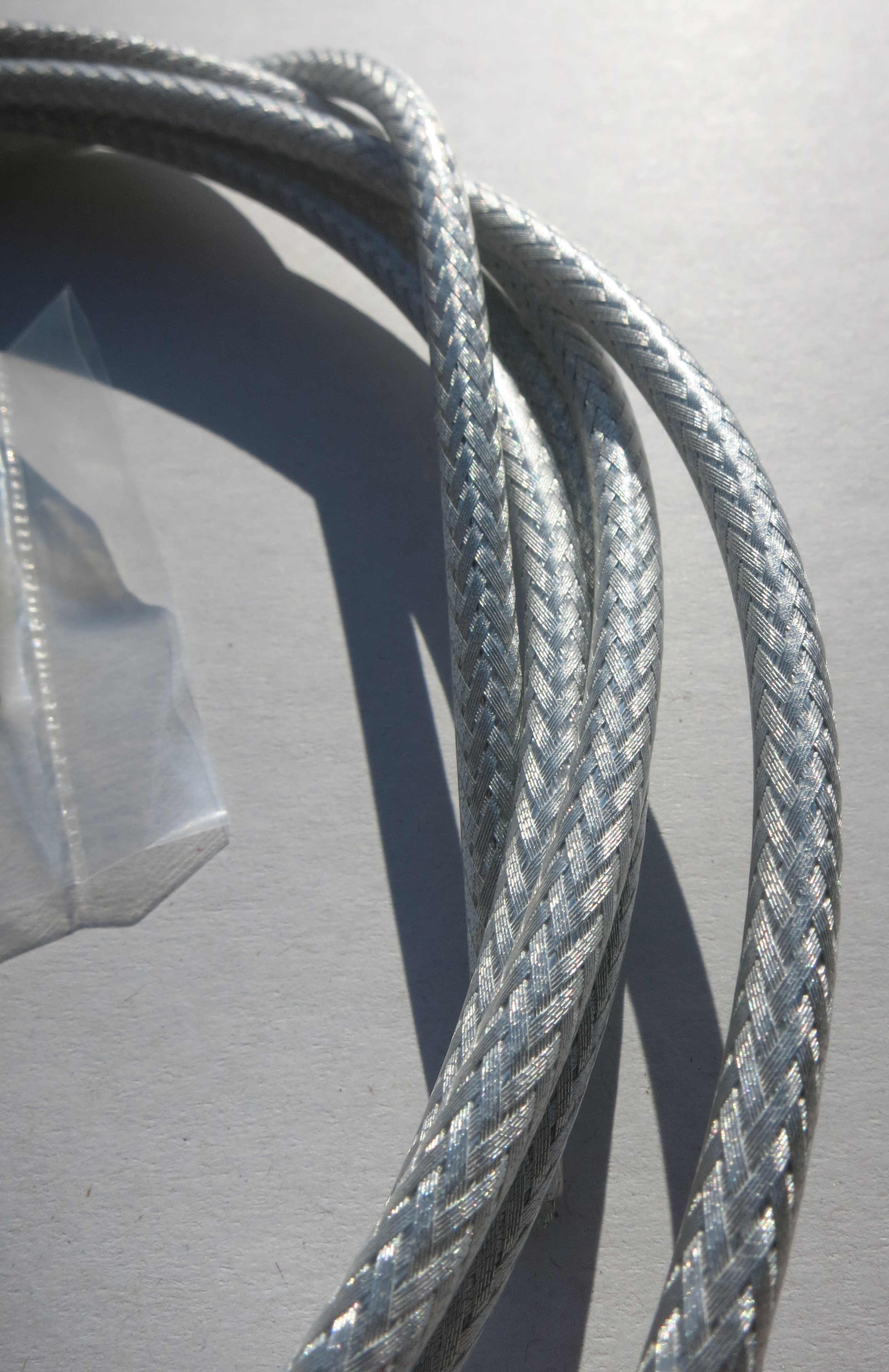 Outer Cable Housing  Silver Plaited Look Metallic 2,50 m 5 mm