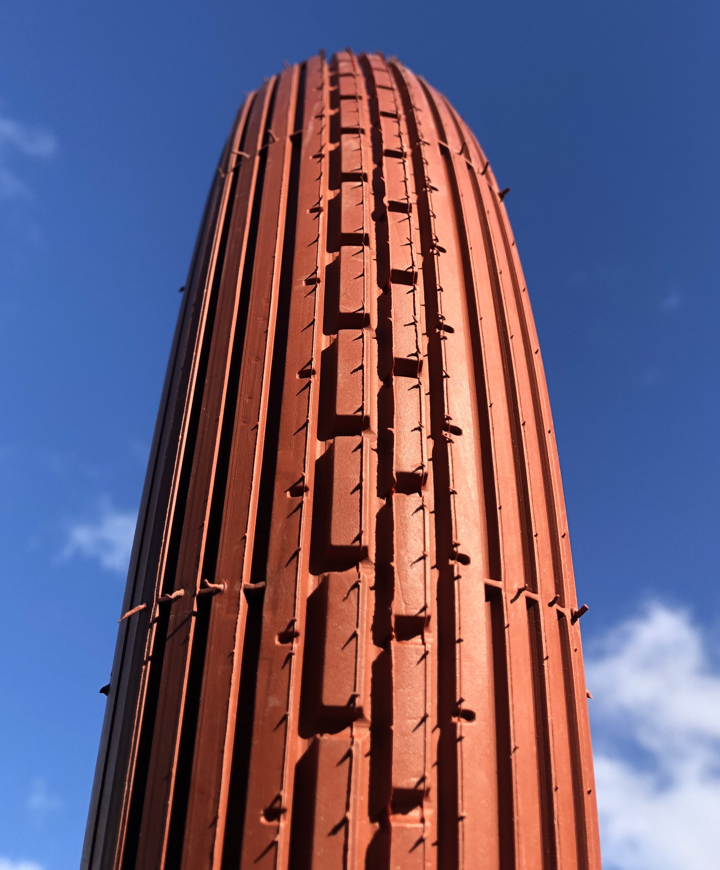 Fatbike_24x3_Thick-Brick_red_Low-Rider_Tire_11BAQ0kh3IhfLLP