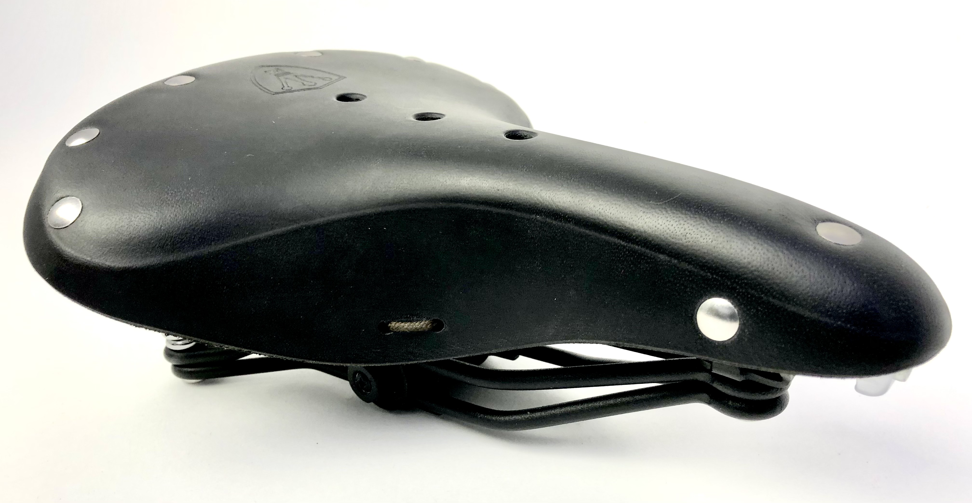 city_trekk_leather_saddle_bicycle_bike_gyes_pg_0