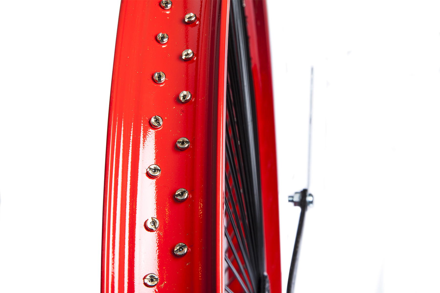 140 Spokes 26 inch. Rear wheel Red Rim with black spokes