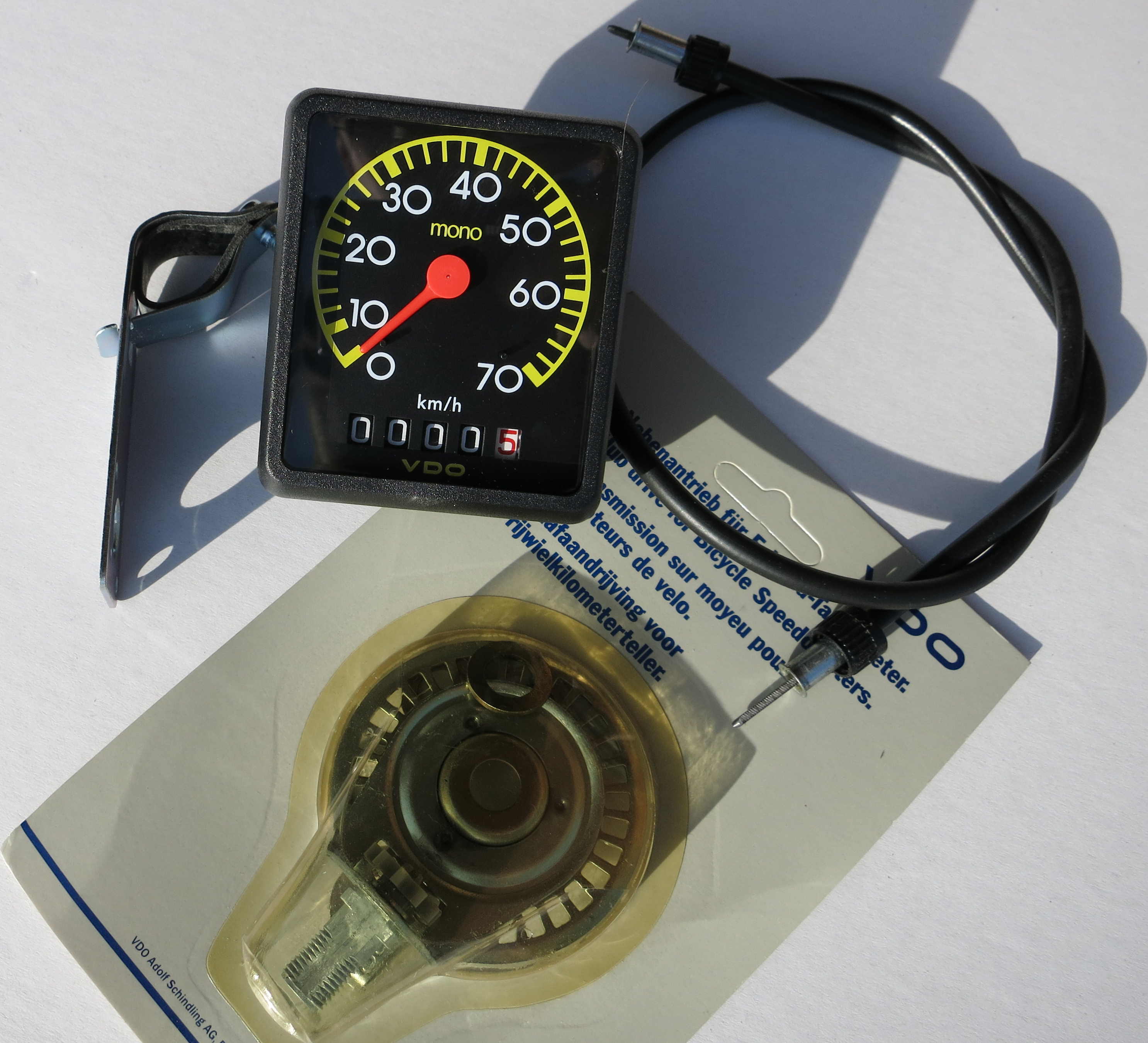 Vdo best sale bike speedometer