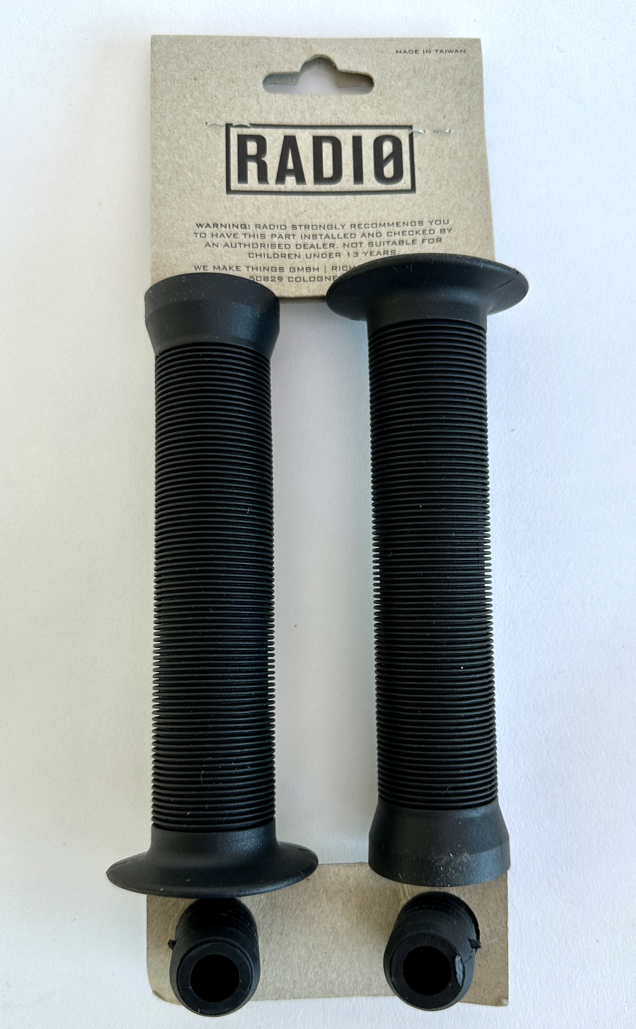 UD Long grips for handlebar made of rubber, black