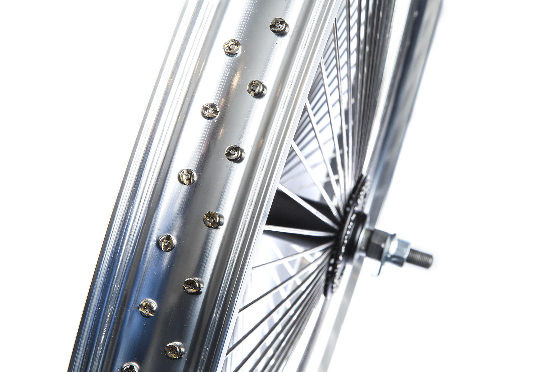 140 Spokes 26 inch. Front Wheel polished alloy