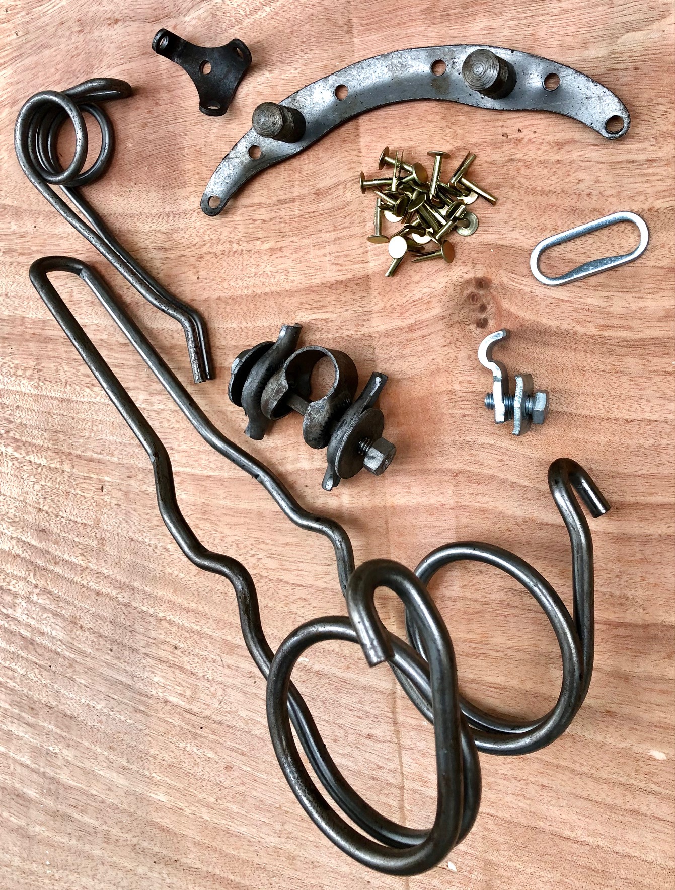 saddle_rail_hammock_frame_set_rivets_clamp2