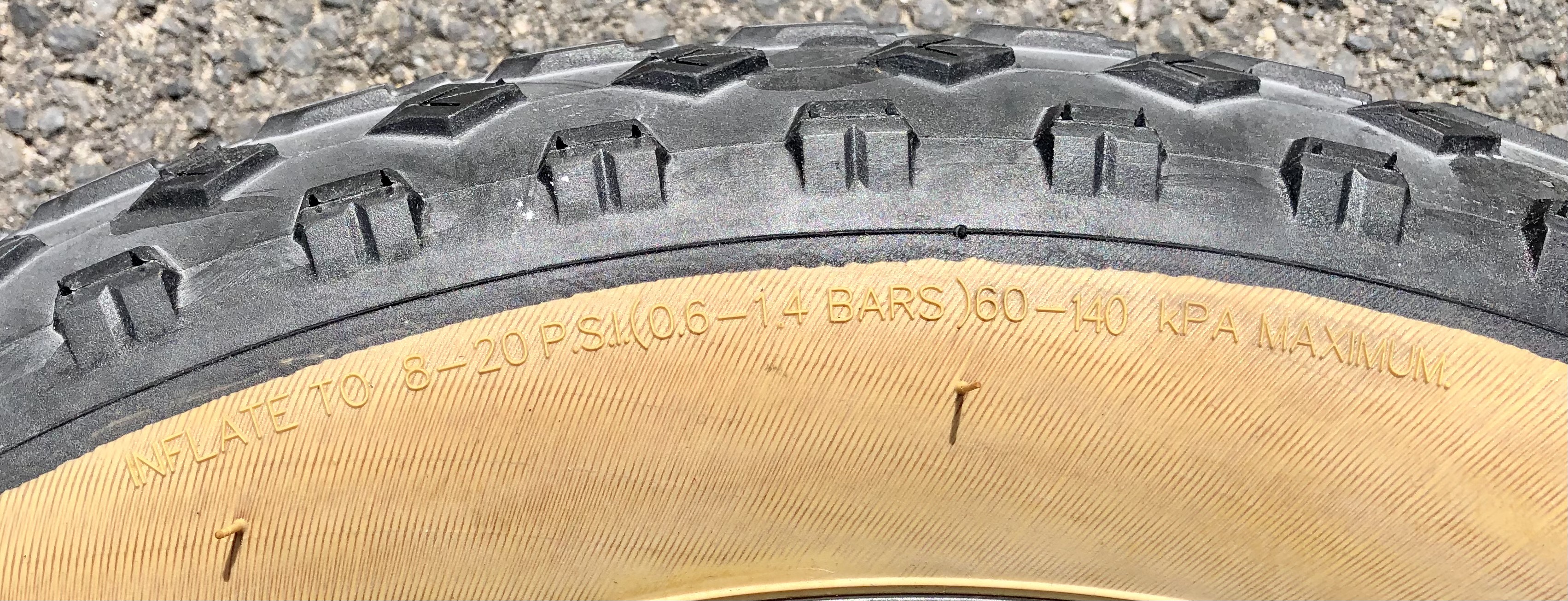 Mission_Command_tire_skinwall_204_20x4_Fatbike-6